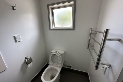 Photo of property in 91a Gossamer Drive, Pakuranga Heights, Auckland, 2010