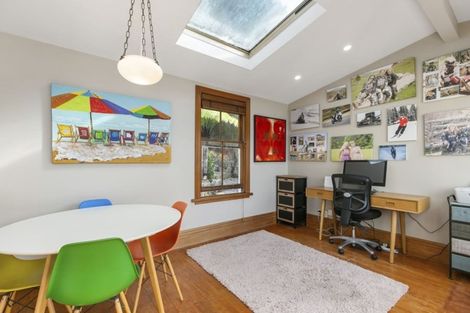 Photo of property in 285 Karaka Bay Road, Karaka Bays, Wellington, 6022