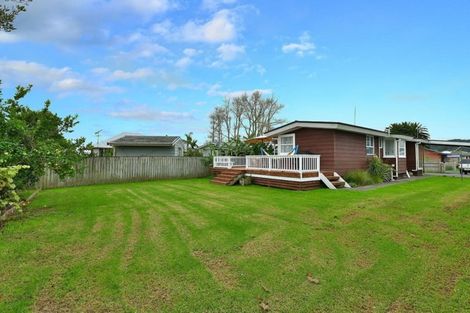 Photo of property in 5 Mary Keane Lane, Parakai, 0830