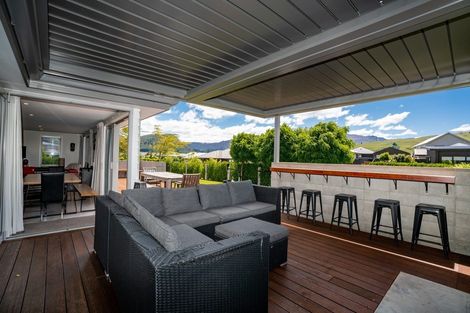 Photo of property in 74 Myles Way, Lower Shotover, Queenstown, 9304