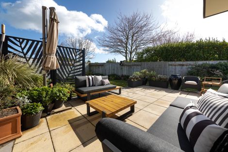 Photo of property in 95a Schnell Drive, Kelvin Grove, Palmerston North, 4414