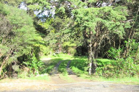 Photo of property in 707 Huia Road, Parau, Auckland, 0604