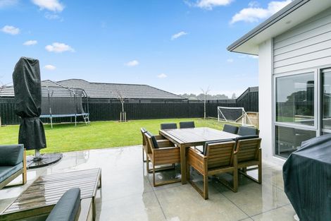 Photo of property in 4 Hopkirk Avenue, Wallaceville, Upper Hutt, 5018