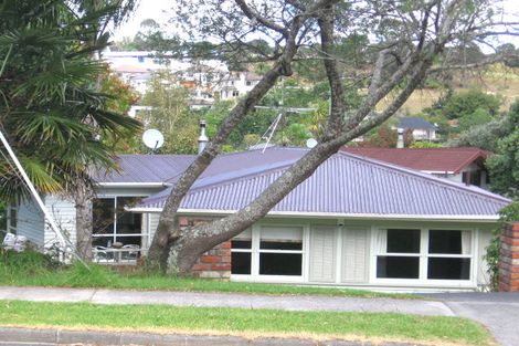 Photo of property in 22 Wyoming Avenue, Murrays Bay, Auckland, 0630