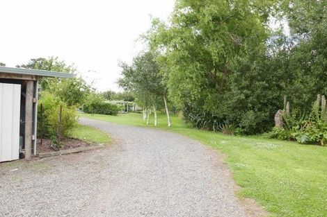 Photo of property in 100 Cole Street, Dannevirke, 4930