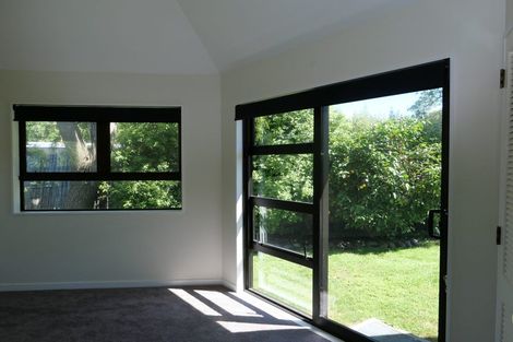 Photo of property in 3 Nugget Grove, Raumati Beach, Paraparaumu, 5032