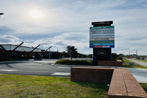 Photo of property in 25 Grabella Place, Papamoa Beach, Papamoa, 3118