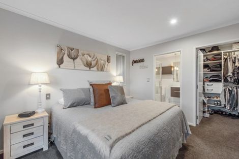 Photo of property in 98 Puhirake Crescent, Pyes Pa, Tauranga, 3112