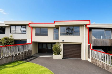 Photo of property in 2/14 Taharoto Road, Takapuna, Auckland, 0622