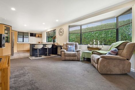 Photo of property in 71 Nielsen Gardens, Rototuna, Hamilton, 3210