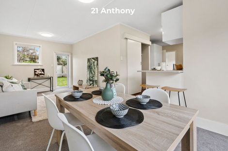 Photo of property in 21 Anthony Grove, Paraparaumu Beach, Paraparaumu, 5032