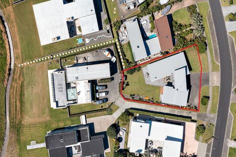 Photo of property in 47 Taumata Road, Omaha, 0986