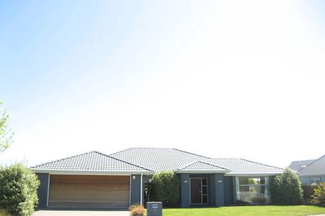 Photo of property in 4 Coolspring Way, Redwood, Christchurch, 8051