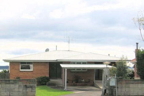 Photo of property in 10 Pillans Road, Otumoetai, Tauranga, 3110