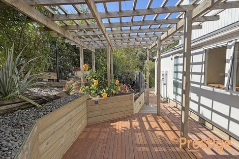 Photo of property in 29 Holyoake Place, Chatswood, Auckland, 0626