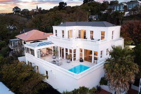 Photo of property in 37 Overdale Drive, Cashmere, Christchurch, 8022