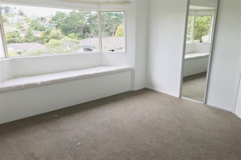 Photo of property in 99 Unsworth Drive, Unsworth Heights, Auckland, 0632