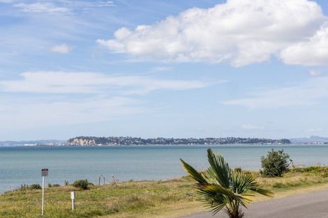 Photo of property in 73 Le Quesne Road, Bay View, Napier, 4104