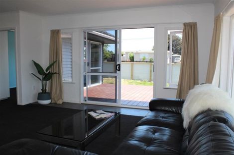Photo of property in 22 Rangatira Drive, Mangakino, 3421