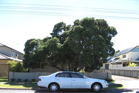 Photo of property in 2/156 Nile Road, Milford, Auckland, 0620