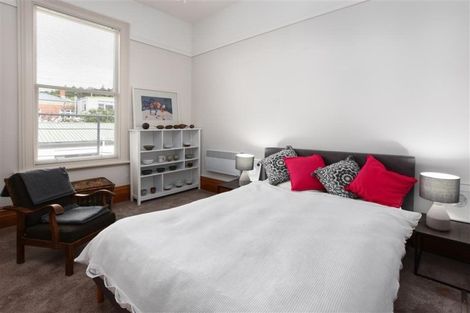 Photo of property in 30 Russell Street, Stanley Point, Auckland, 0624