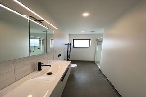 Photo of property in 39 Devonshire Road, Miramar, Wellington, 6022