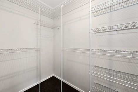 Photo of property in 2/13 Jones Crescent, Melville, Hamilton, 3206