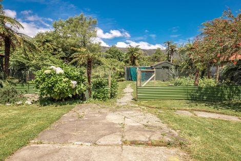 Photo of property in 14 Mcgill Street, Waimangaroa, Westport, 7891