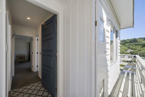 Photo of property in 2 Overtoun Terrace, Hataitai, Wellington, 6021