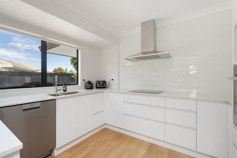Photo of property in 10 Oleander Lane, Mount Maunganui, 3116