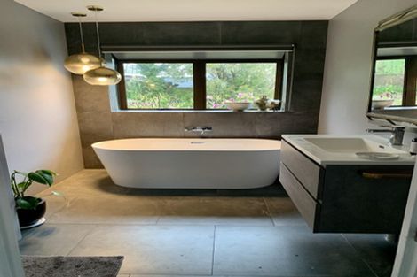 Photo of property in 26 Bay View Road, Cable Bay, 0420