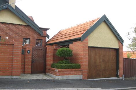 Photo of property in 11 Sheen Street, Roslyn, Dunedin, 9010