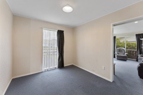 Photo of property in 101 Ryder Crescent, Levin, 5510
