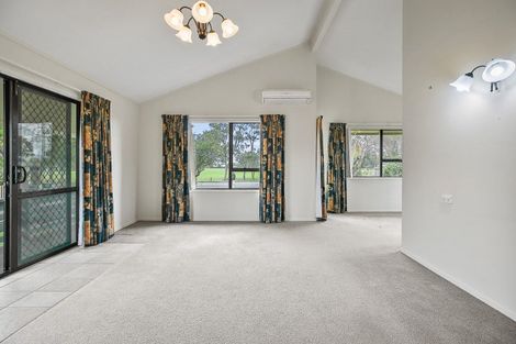 Photo of property in 43 Hayward Road, Ngatea, 3503