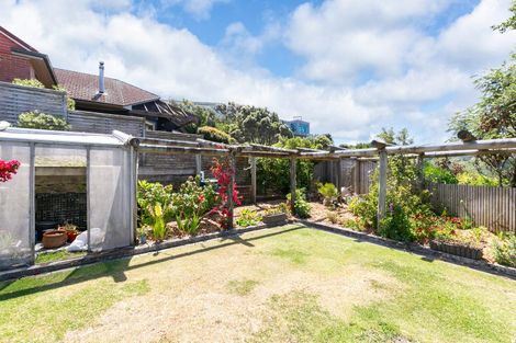 Photo of property in 102a Homebush Road, Khandallah, Wellington, 6035