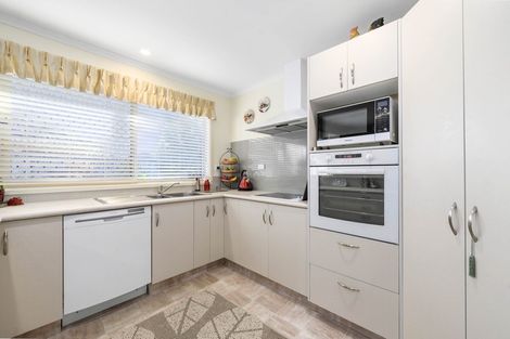 Photo of property in 30 Kinder Place, Ngongotaha, Rotorua, 3010