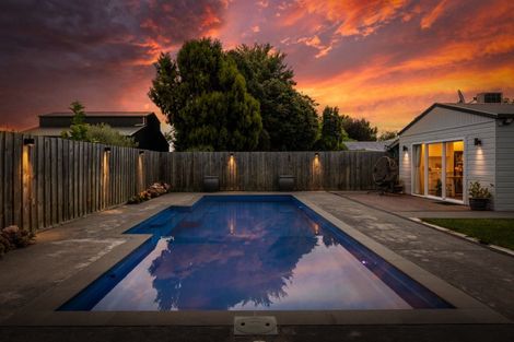 Photo of property in 109 Main Rd Clive, Clive, 4102