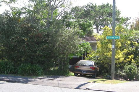 Photo of property in 79 Sunrise Avenue, Murrays Bay, Auckland, 0630