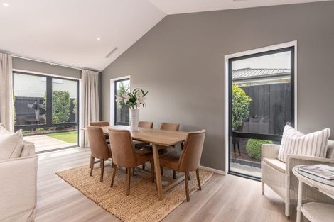 Photo of property in 98a Aorangi Road, Bryndwr, Christchurch, 8053