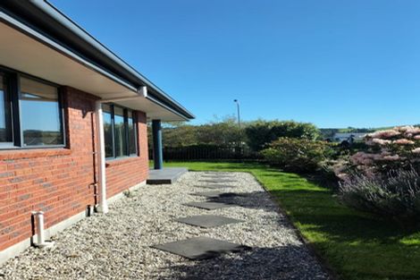 Photo of property in 4 Sunninghurst Drive, Fairfield, Dunedin, 9018