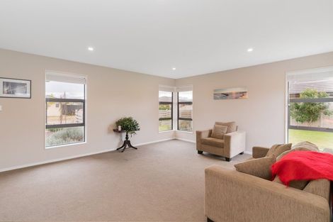 Photo of property in 9 Colebrook Drive, Rolleston, 7614