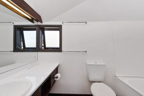 Photo of property in 16 Woodstock Place, Russley, Christchurch, 8042