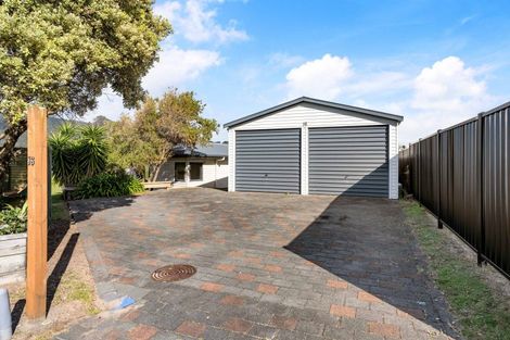 Photo of property in 16 Braddock Grove, Pauanui, Hikuai, 3579
