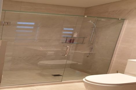 Photo of property in 4 Kauri Grove Drive, Kumeu, 0810