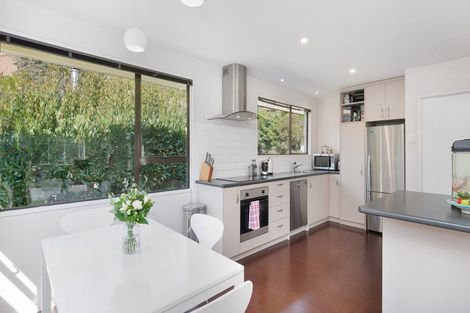 Photo of property in 5 Heathvale Place, Heathcote Valley, Christchurch, 8022