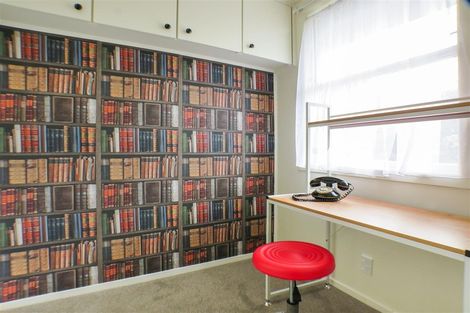 Photo of property in 40 Thomas Crescent, Western Heights, Rotorua, 3015