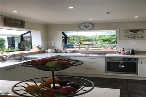 Photo of property in 80 Oira Road, Karaka, Drury, 2578