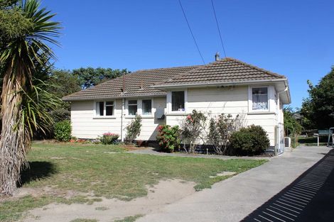 Photo of property in 37 Lambeth Crescent, Redwood, Christchurch, 8051