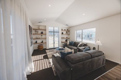 Photo of property in 1 Pinn Street, Lake Hawea, 9382