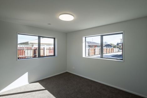 Photo of property in 21 Beatrice Place, Avonhead, Christchurch, 8042